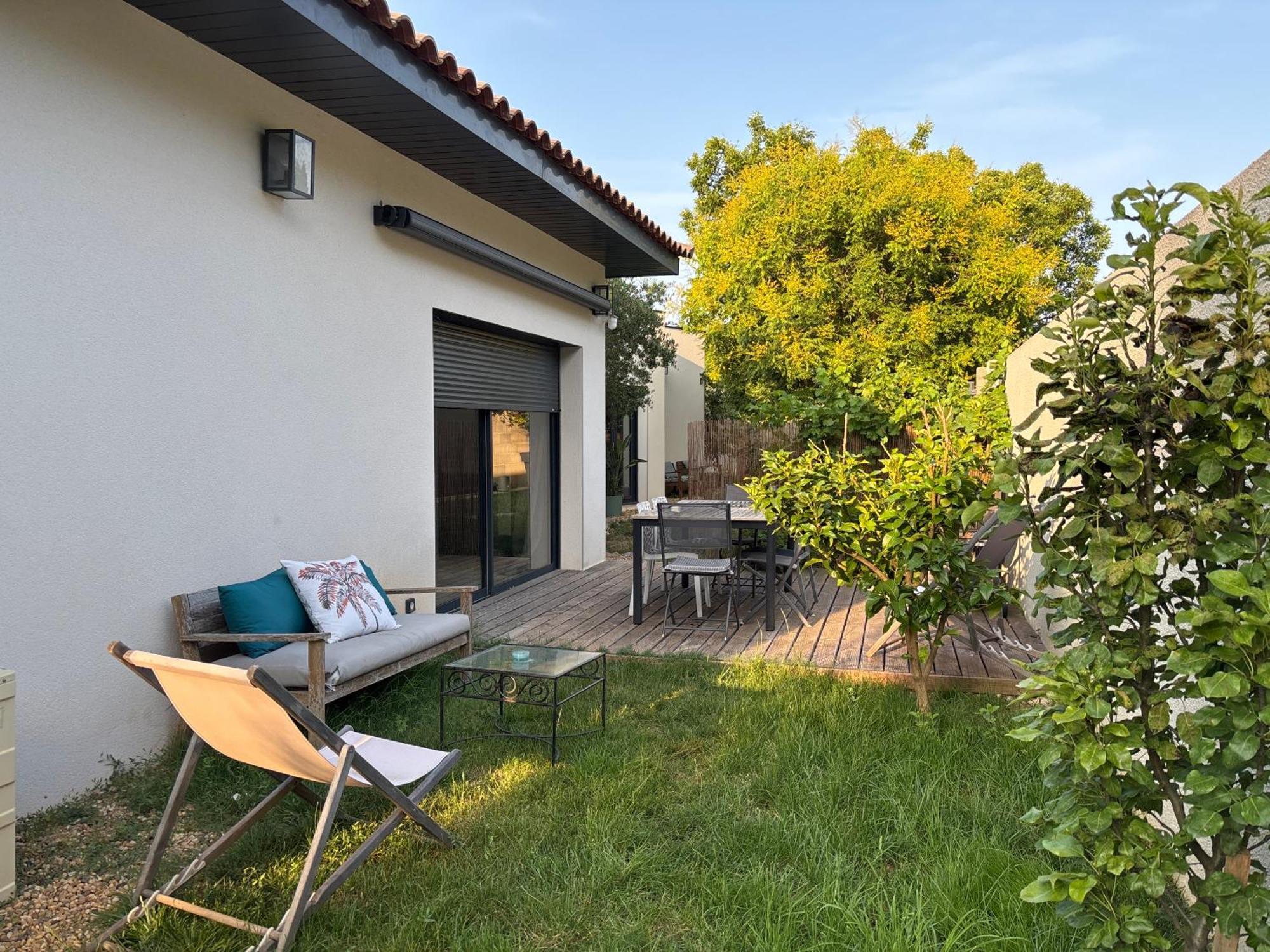 Ferienhaus Les Loges Florales - A Proximite De La Riviere Reals